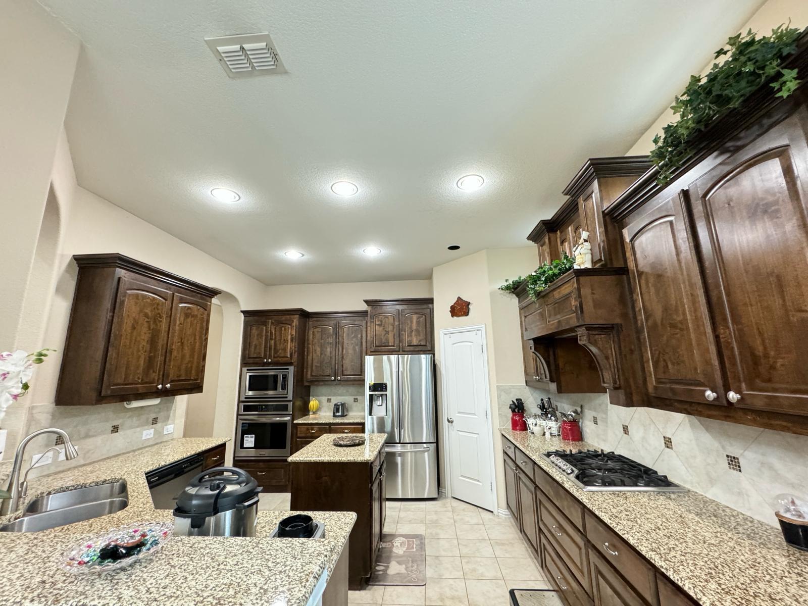 Building Photo - 14075 Doonan Xing