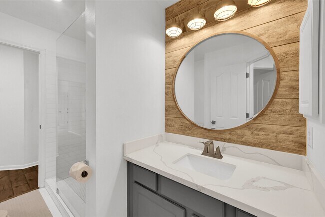 Building Photo - 8031 Clarion Way