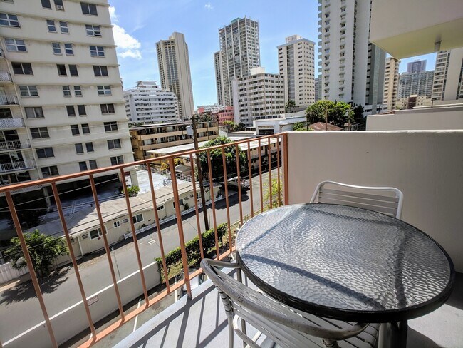 Building Photo - Partly Furnished 1-Bedroom 1 Bath with No Parking at Hawaiian Crown in Waikiki