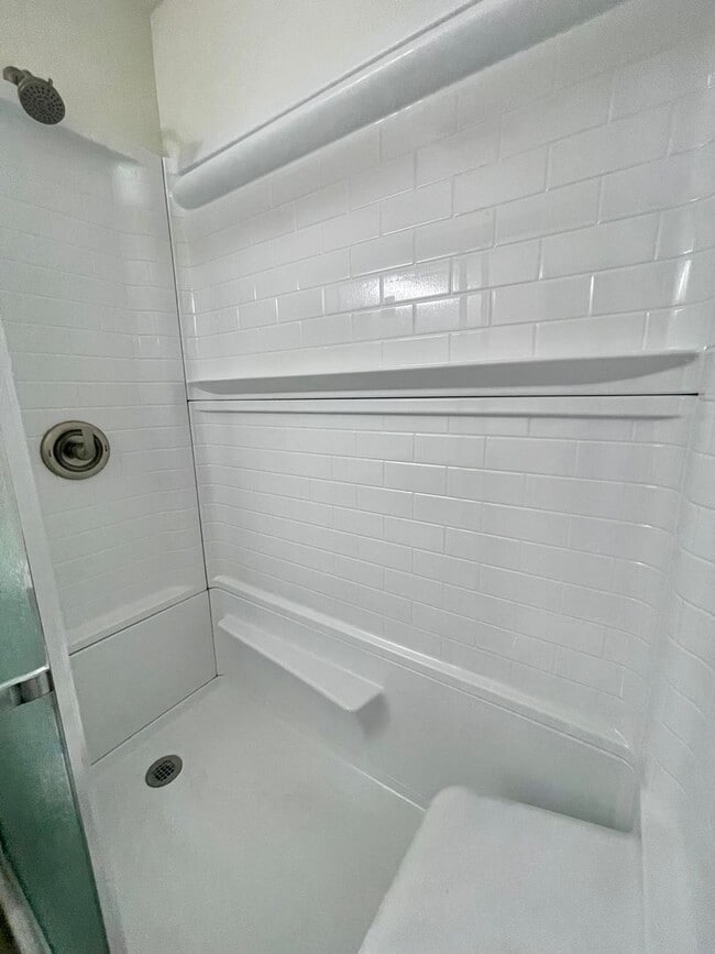 Building Photo - 2175 Pierpont Blvd