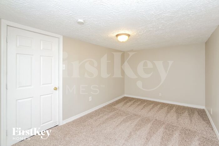 Building Photo - 3135 Foltz St