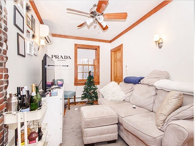 Building Photo - 61 Anderson St