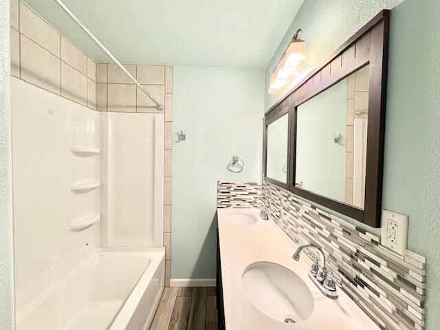 Building Photo - 4254 Lancaster Dr