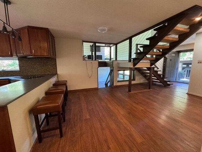 Building Photo - Spacious Mid-Century Modern Rental in Canton - 4 bed, 2 bath