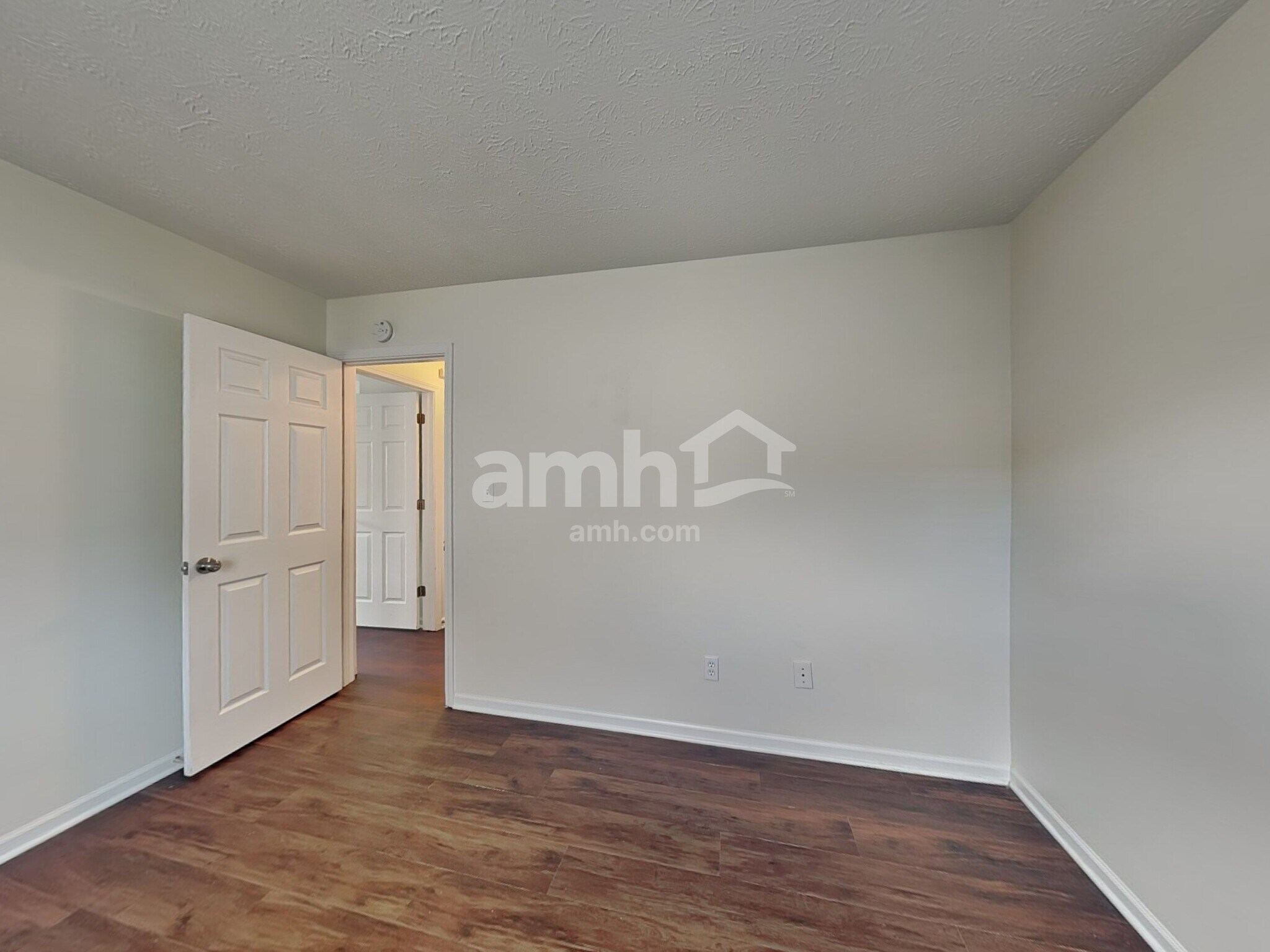 Building Photo - 35 Westview Pl