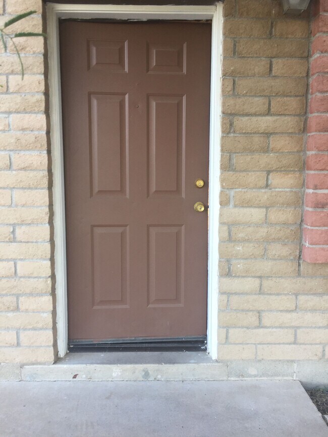 Building Photo - 1238 Urano Ct