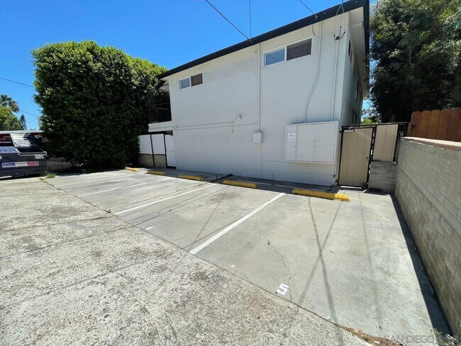 Building Photo - 2252 Garnet Ave