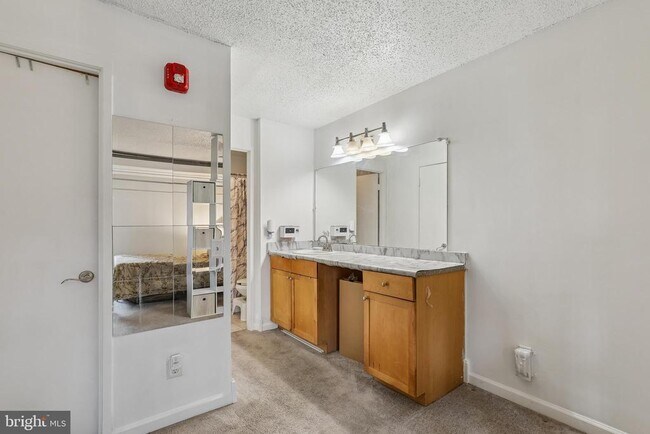 Building Photo - 60 S Van Dorn St