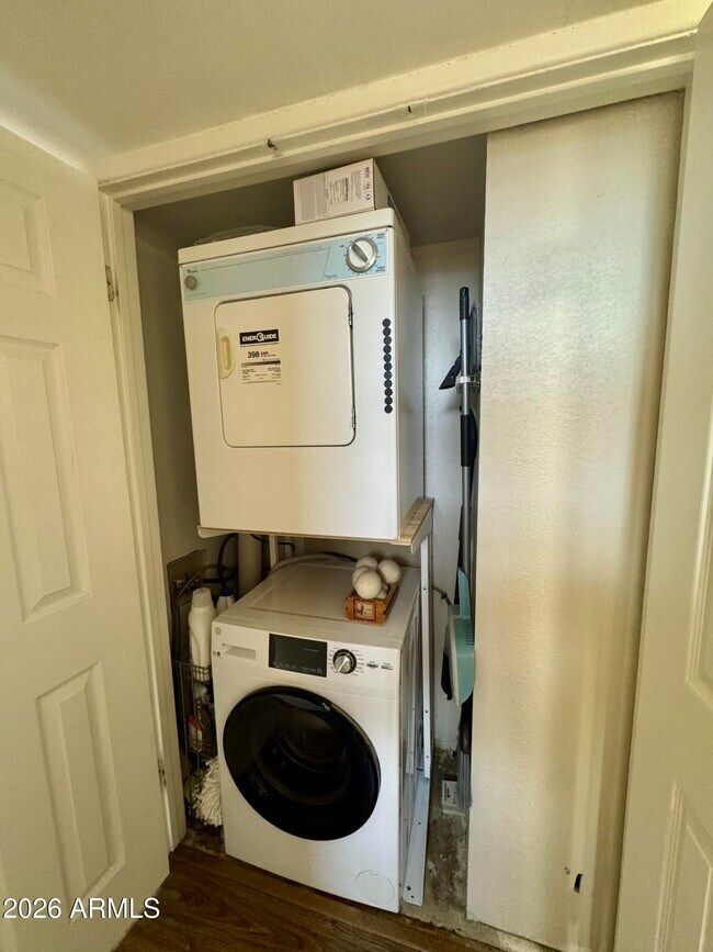 Building Photo - 3600 Hayden Rd