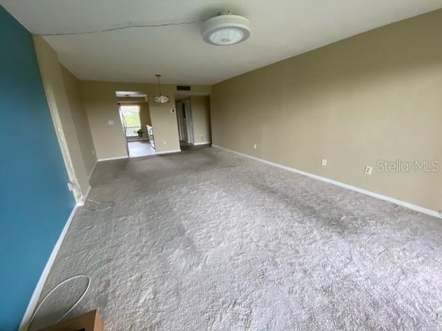 Building Photo - 3300 Cove Cay Dr