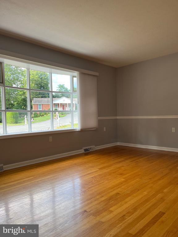 Building Photo - 1104 Milroy Ct