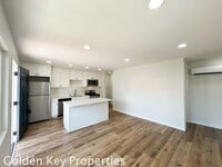 Building Photo - Welcome to your beautifully renovated single level attached home in the heart of Oceanside!