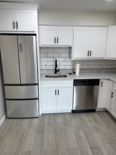 Building Photo - 4334 Arrow Tree Dr