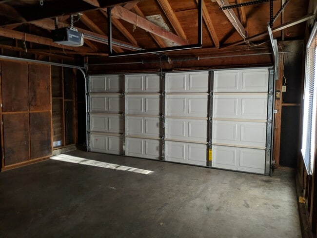 Building Photo - 1533 Jackellen Ln