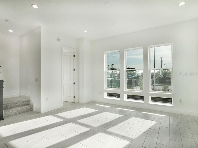 Building Photo - 2050 Packing District Wy