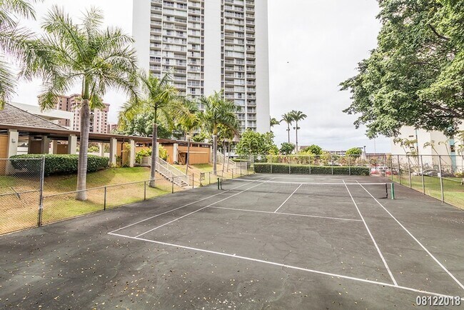 Building Photo - RARELY AVAILABLE PEARL TWO CONDO IN AIEA 1...