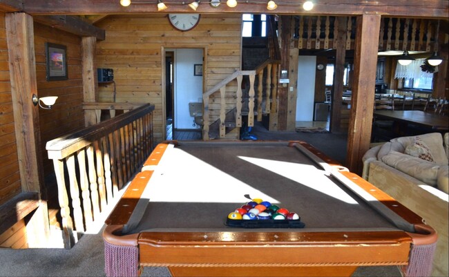 Building Photo - 3BR + loft and 2Ba! w/private boat dock, a...