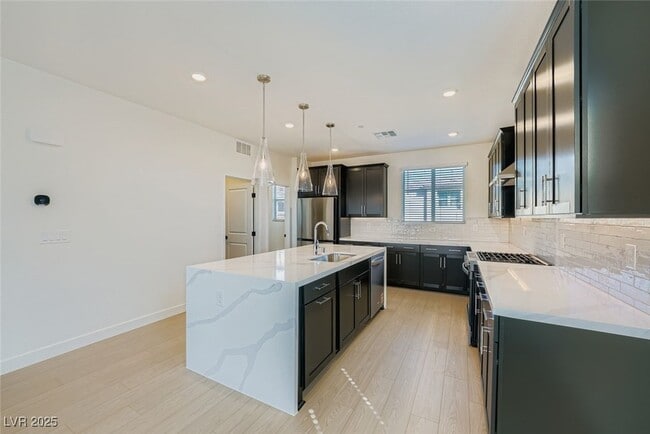 Building Photo - 11737 Stone Curlew Ave