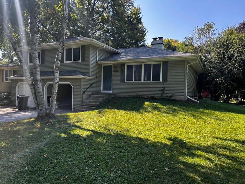 Building Photo - 3717 Sunbrook Rd