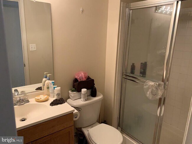 Building Photo - 43442 Katling Square