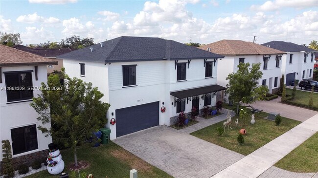 Building Photo - 28822 SW 160th Ct