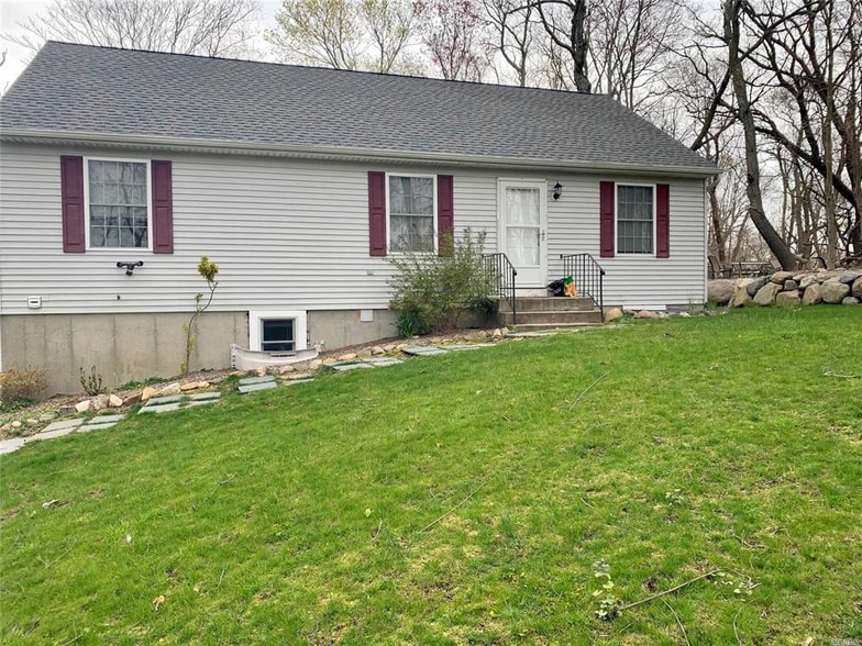 Building Photo - 107 Sheep Pasture Rd
