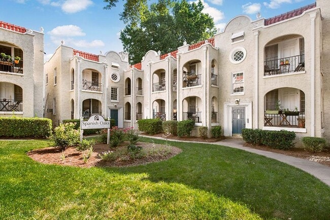 Building Photo - Spanish Oaks Apartment