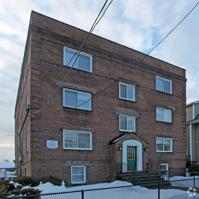 Building Photo - 2445 Main St
