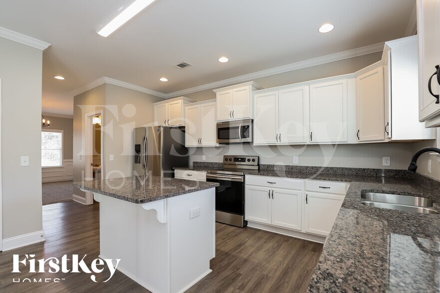 Building Photo - 5730 Grant Station Dr