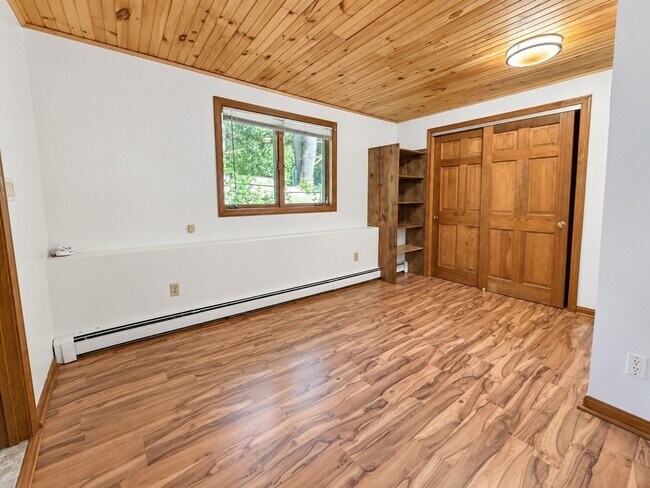 Building Photo - 39 Ingleside Rd
