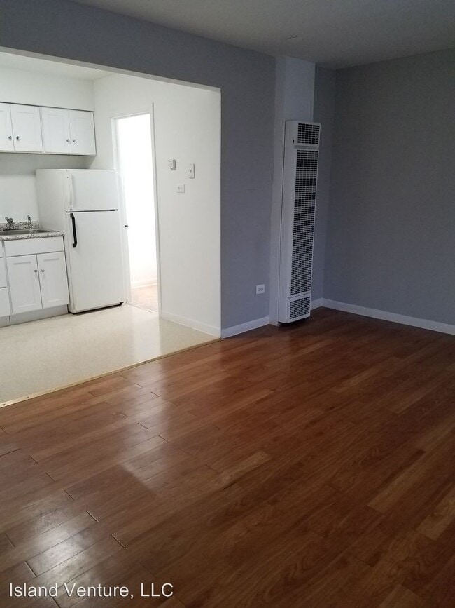 Building Photo - 2250 Burr Oak Ave