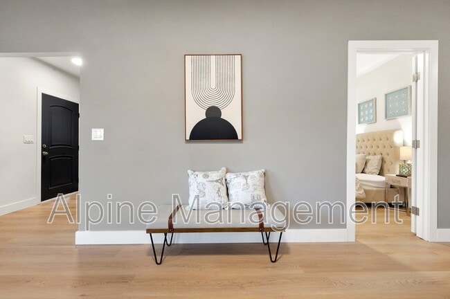 Building Photo - 830 47th St