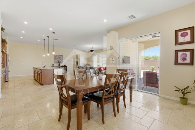 Building Photo - 1159 W Tonto Pl