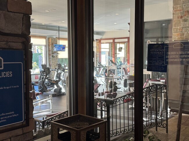 Building Photo - 900 S Meadows Pky