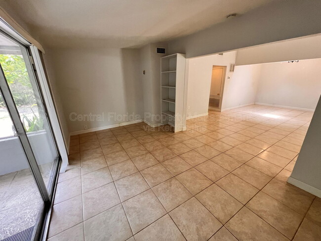 Building Photo - 253 Ashwood Dr