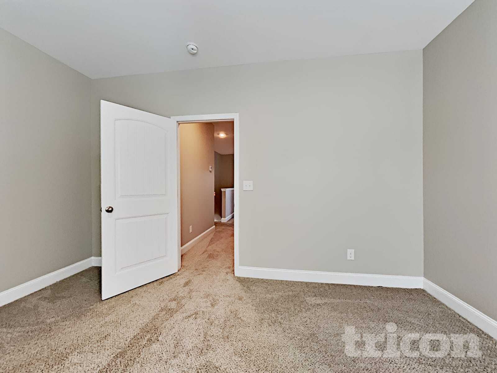 Building Photo - 115 Orchard Ln