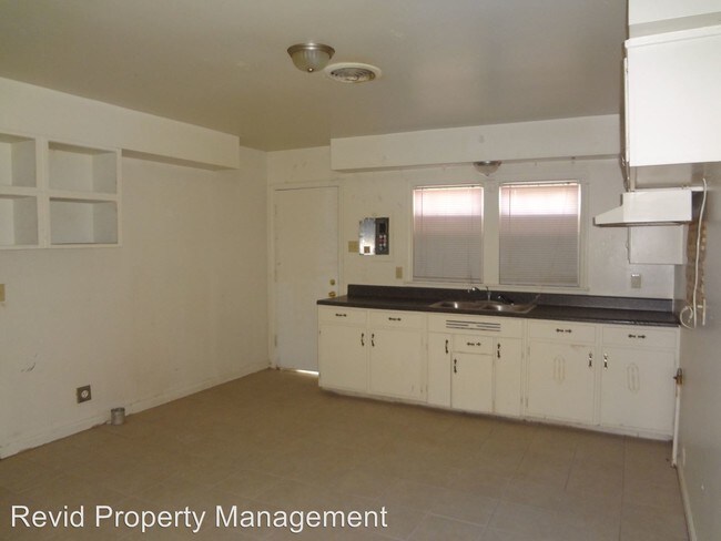 Building Photo - 3888 Argonne St