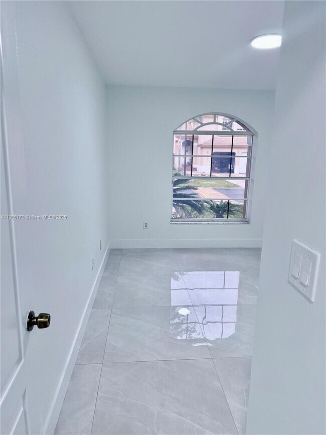 Building Photo - 9970 NW 32nd St