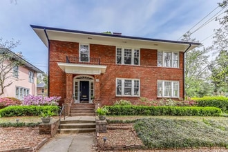 Building Photo - 138 E 50th St