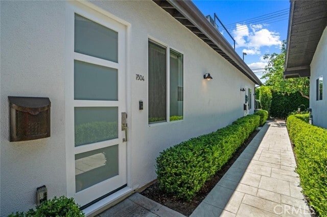 Building Photo - 7304 Woodley Ave