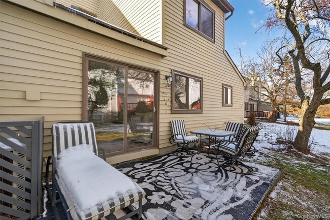 Building Photo - 36 Sycamore Ct