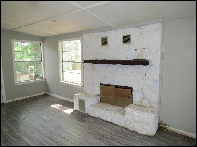 Building Photo - 1020 Towering Oaks Dr