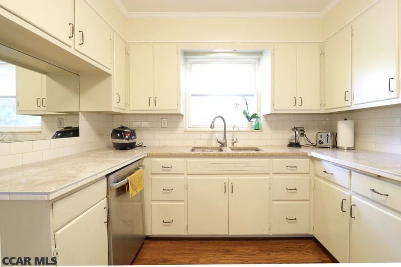 Building Photo - 635 W Nittany Ave