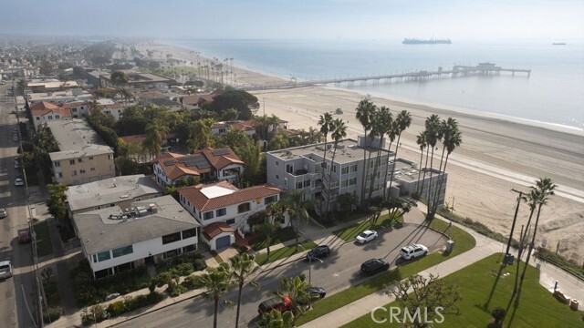 Building Photo - 8 S 36th Pl