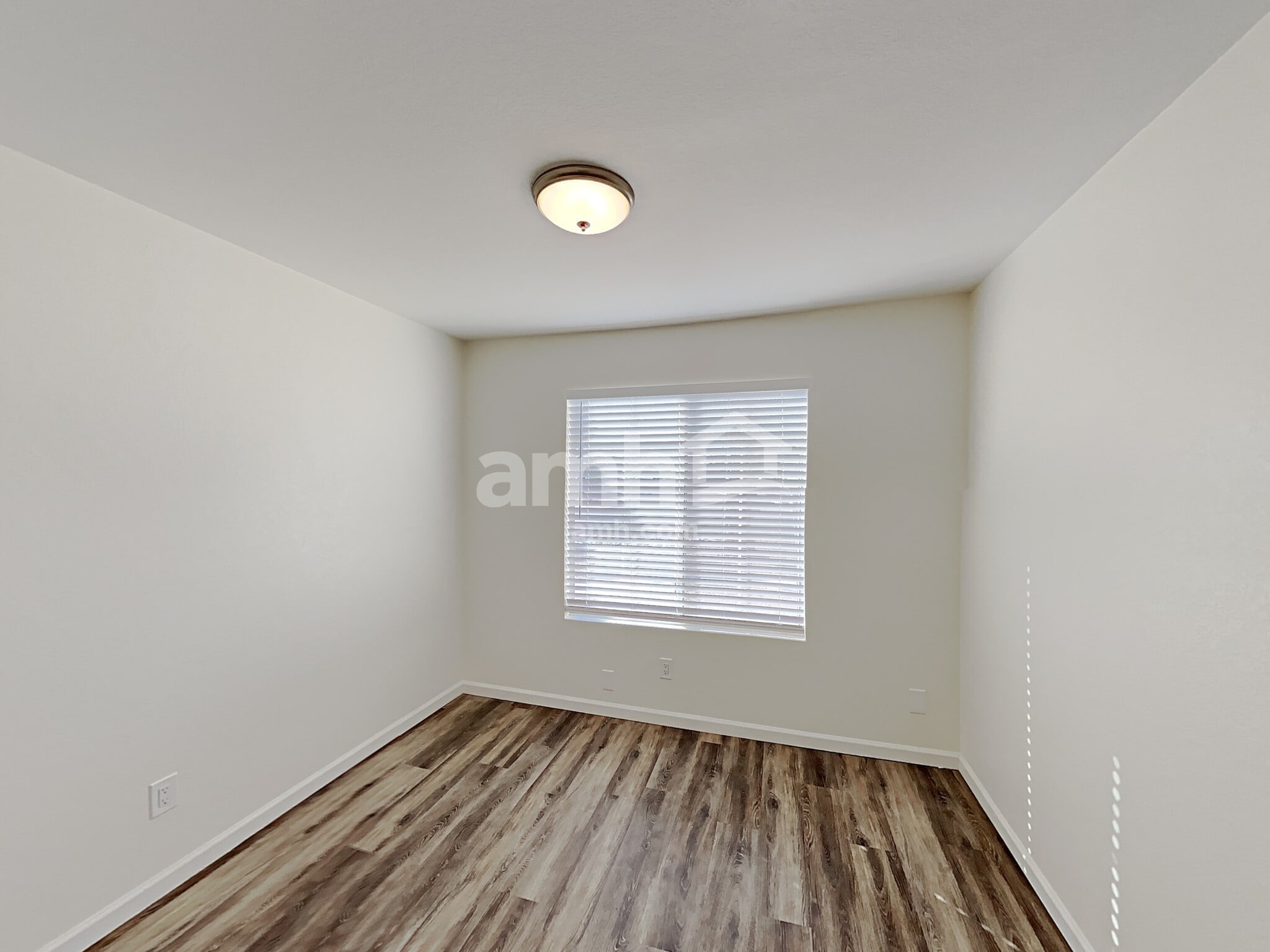 Building Photo - 18315 N 144th Ave