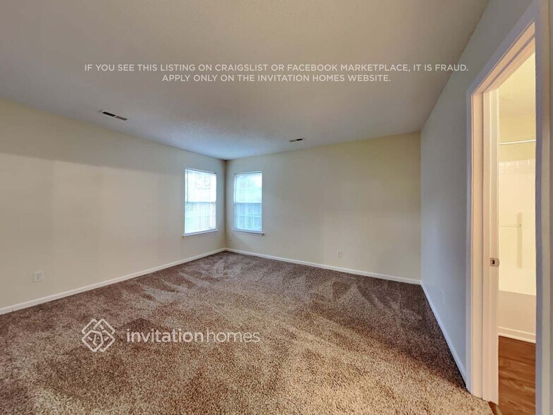 Building Photo - 11814 Stewarts Crossing Dr