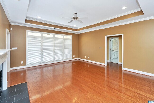 Building Photo - 5126 English Turn