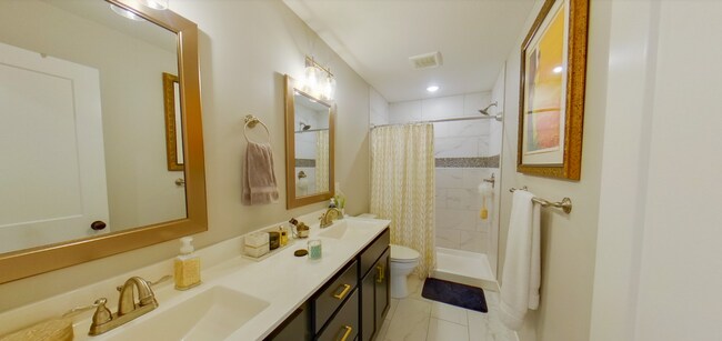 Building Photo - 3D TOUR + BEAUTIFUL HOME + 3 Car Garage + Fenced In Yard! Available July 3rd!