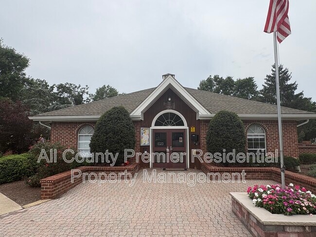 Building Photo - 3605 Pinhorn Dr