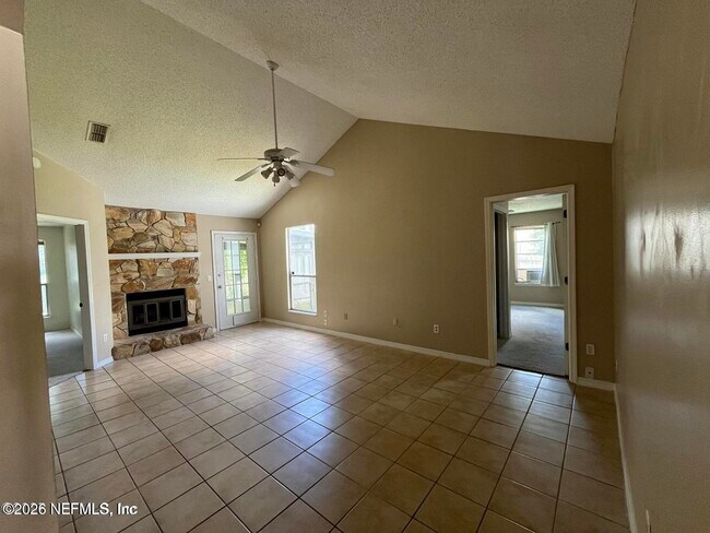 Building Photo - 11376 Golden Plover Ct